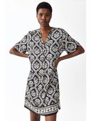 Black color option, Currently selected