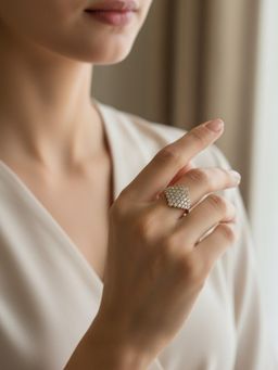 Accessher - Gold-Plated Square Rhinestone Flower Adjustable Ring