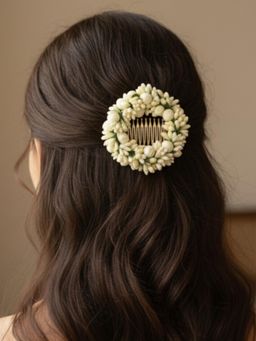 Accessher - White Artificial Mogra Flower Hair Clip