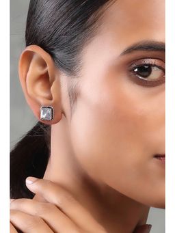 Rangriti - Women White Stone Brass Stud Earrings