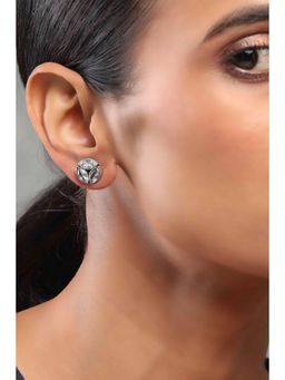 Rangriti - Women White Stone Brass Stud Earrings