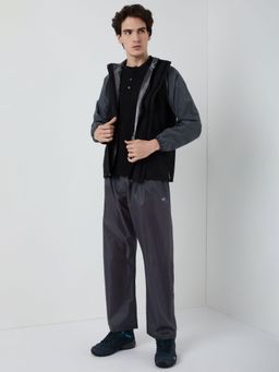 WILDCRAFT - Men Black Colorblock Rain Jacket with Pant (Set of 2)