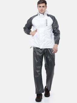 WILDCRAFT - Men White Colorblock Rain Jacket with Pant (Set of 2)