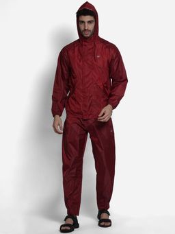 WILDCRAFT - Men Red Colorblock Rain Jacket