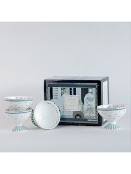 The Wishing Chair - Portrait of A Rose Dessert Bowl