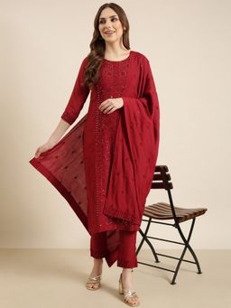 SHOWOFF - Women's Maroon Straight Kurta with Pant and Dupatta (Set of 3)
