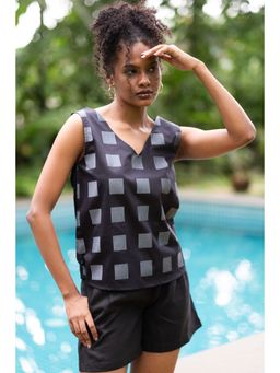 Creatures of Habit - Katpatti Black and Grey Geometric V Neck Top