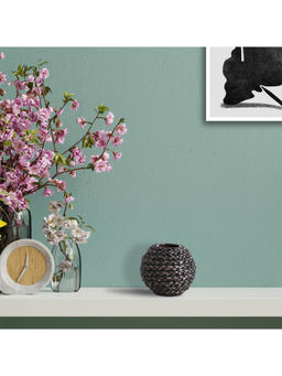 HomeTown - Zenith Polyresin Round Votive 8Cm In Black