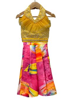 TWISHA - Woven Sleeveless All Over Embroidered Top with Palazzo