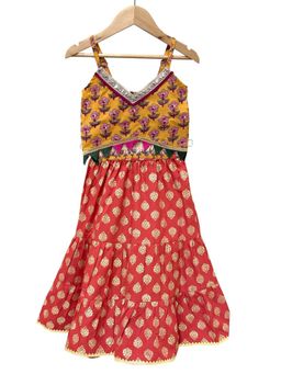 TWISHA - Woven Cotton Sleeveless Printed Top with Printed Sharara