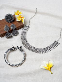 Teejh - Jahita Silver Oxidised Jewellery Gift Set