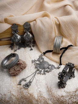 Teejh - Shaina Silver Oxidised Jewellery Gift Set