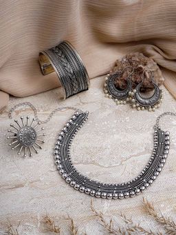 Teejh - Solani Silver Oxidised Jewellery Gift Set