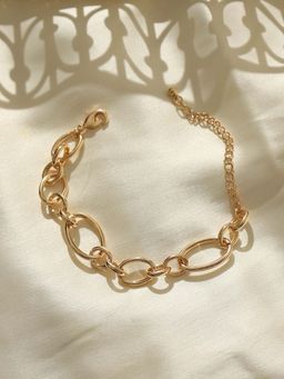 Pipa Bella by Nykaa Fashion - Asymmetrical Gold Link Bracelet