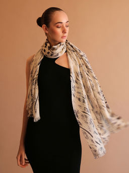 Pashma - Off White Animal Print Scarf