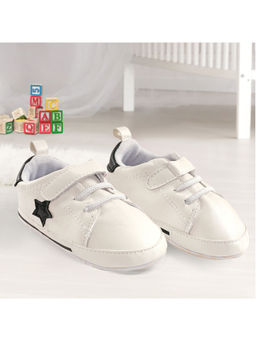 Baby Moo - My Star White And Black Casual Booties