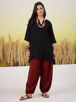 InWeave - Women Black Casual Regular Fit Kurta and Salwar