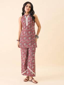 WineRed - Women Maroon Casual Straight Fit Co-Ord Set