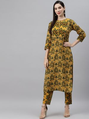 Indibelle Cotton Boat Neck Floral Print Straight Kurta (Maroon)