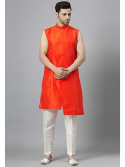 UTSAV FASHION - Red Sleeveless Straight Kurta and Pant