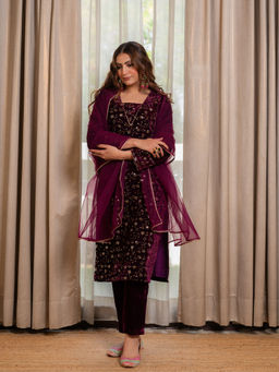 LABEL MAE - Purple Velvet Embellished Kurta with Pant and Dupatta (Set of 3)