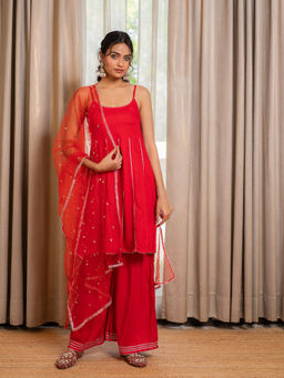 LABEL MAE - Red Got To-Lace Kurta with Palazzo and Dupatta (Set of 3)