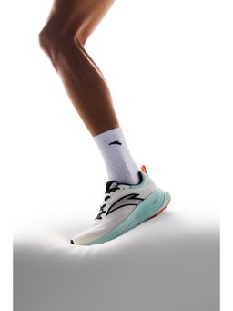 ANTA - Men White Running Shoes A-FLASHFOAM Cushioning Journey
