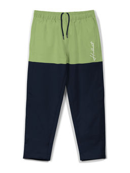 HELLCAT - Trendy Green Colorblocked Printed Mid-Rise Track Pant for Boys