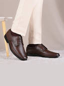 Brown color option, Currently selected