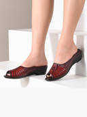 Maroon color option