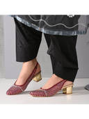 Maroon color option