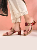 Maroon color option, Currently selected
