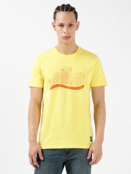 Lee - Men Graphic Print Yellow Crew Neck T-Shirt (Slim)
