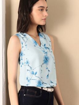 FABLE STREET - V Neck Floral Top - Blue