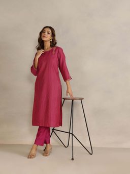 Fabindia - Purple Cotton Silk Embroidered Regular Fit Kurta