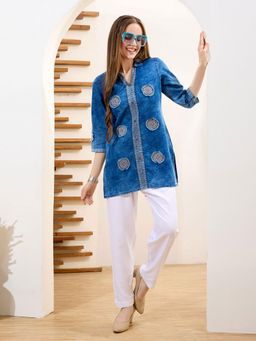 MEENA BAZAAR - Blue Embroidered Denim Kurti