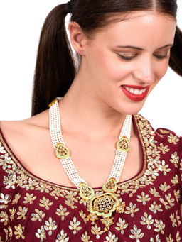 Odette - Lovely Classical Semiprecious Kundan andAmp; Pearl Green Necklace with Earrings!