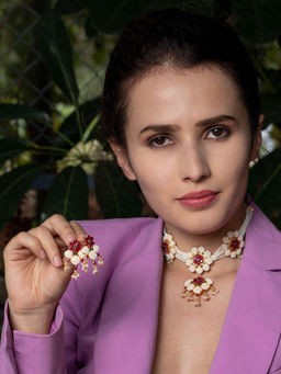 Odette - White Cluster Beaded Necklace Set