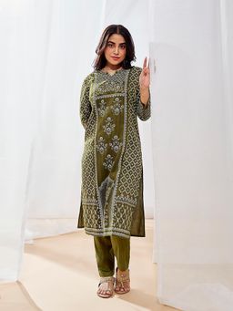 Vastramay - Women's Mehendi Kurta (Set of 2)