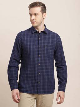 Turtle - Men Khadi Slim Fit Blue Checkered Casual Shirt