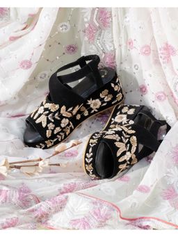 Shiveen Shiveen - Womens Zari Handmade Womens Wedges Heels