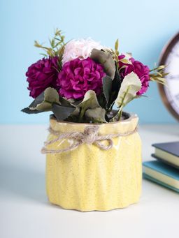 Voncasa - Flower with Pot - Yellow