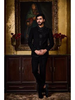 HISTORI - Black Indo Jacket with Pant