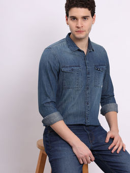 Lee - Men Solid Blue Slim Fit Shirt