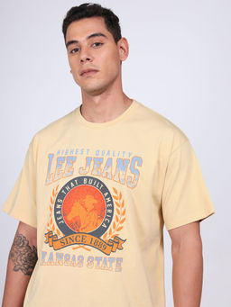Lee - Men Graphic Print Beige Crew Neck Oversized T-Shirt