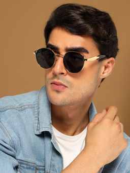 Voyage - Unisex Black Sunglass (8008Wmg7143) (55)