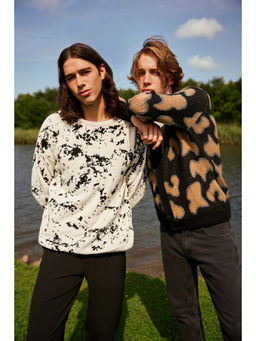 Trendyol - Man White Sweater