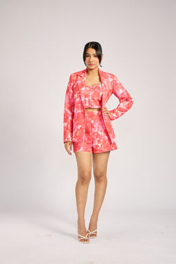 RSVP by Nykaa Fashion - Pink Floral Printed Straight Fit High Waist Belted Shorts (Set of 2)