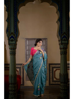 HOUSE OF BAISA - Women Blue Floral Saree with Unstitched Blouse
