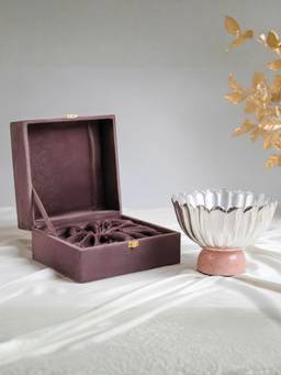 The Home Co - Silver-Plated Scalloped Pedestal Bowl with Pink Base